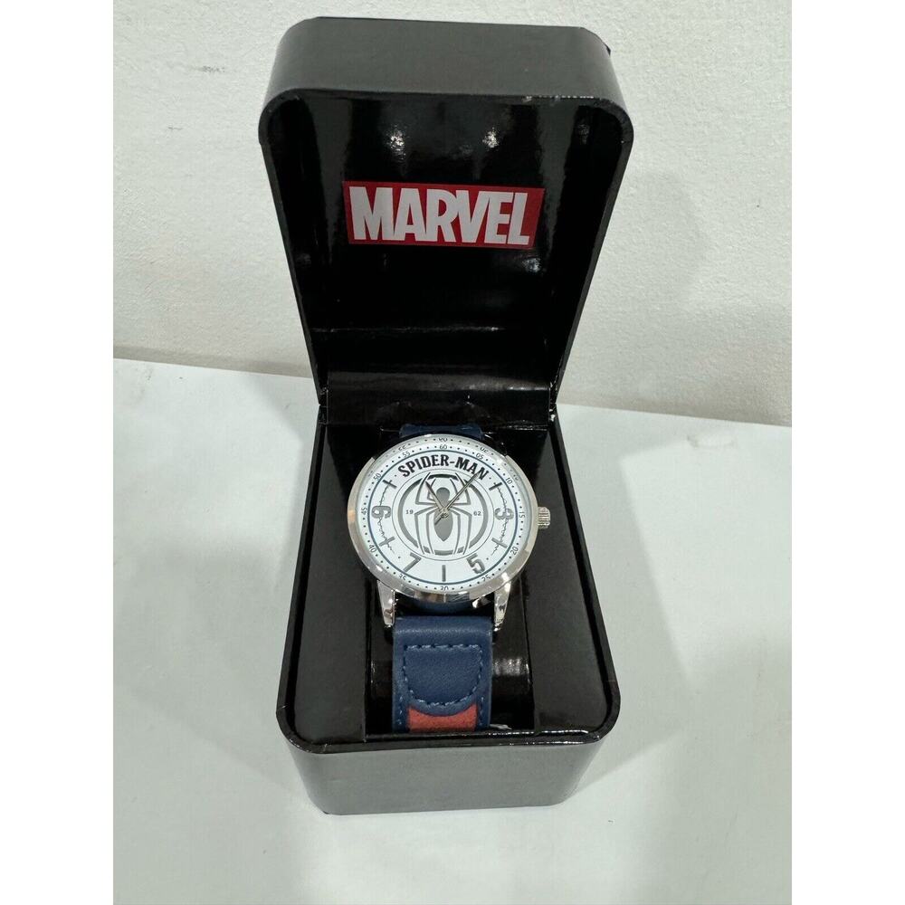 Spider-man Peter Parker Marvel Comics Accutime Watch Wristwatch - NIB